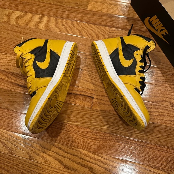 Pollen Dunks - NWT and Box 💛 - Picture 4 of 4